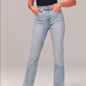 Abercrombie 90s Straight Ultra High Rise Split Hem Jeans size 25 0 reg length